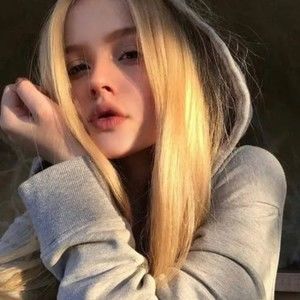 Meet your Posher, Scarlett